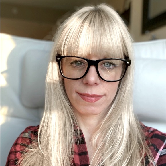 Meet your Posher, Rita - Picture 1 of 1